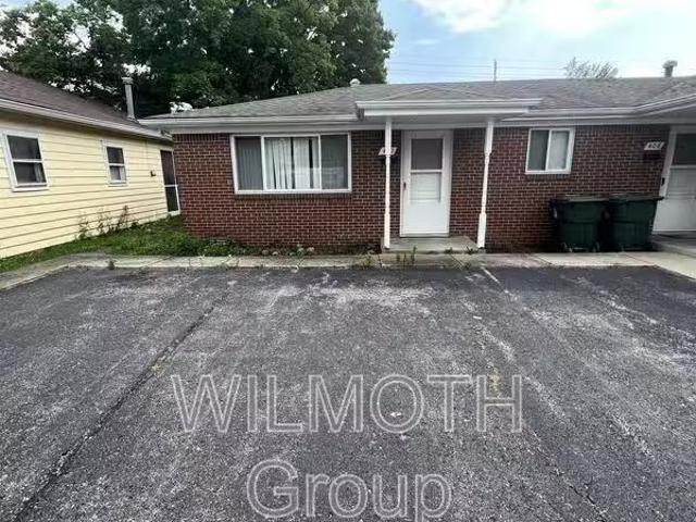 Condo for rent in Greenfield