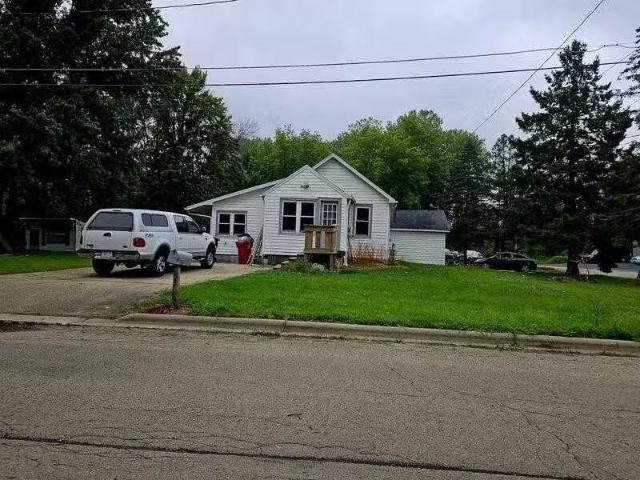 House for rent in Neenah