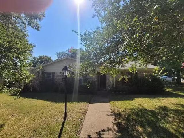 House for rent in Irving