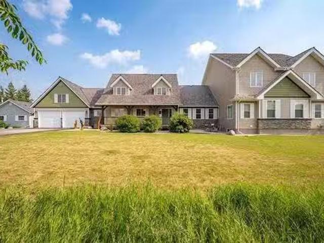 House for sale in East St. Paul, Manitoba