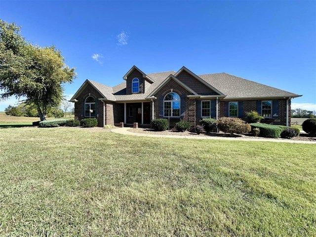 House for sale in Scottsville, Allen County