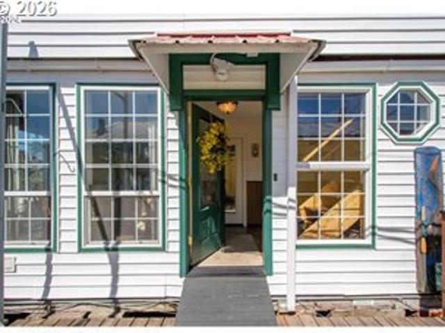 House for sale in Oregonia