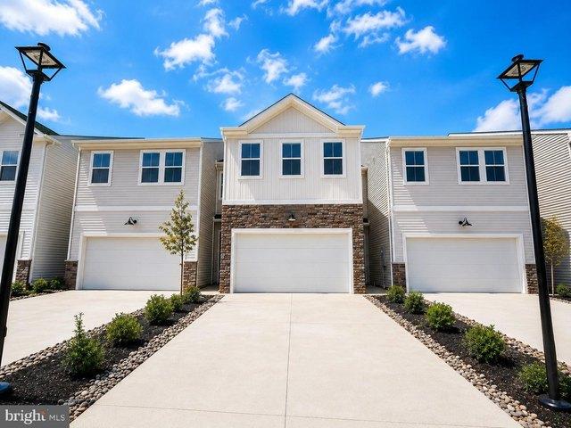 Townhouse for sale in Delaware