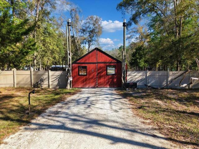 House for sale in Bell, Florida