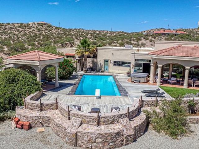 House for sale in Dona Ana, New Mexico