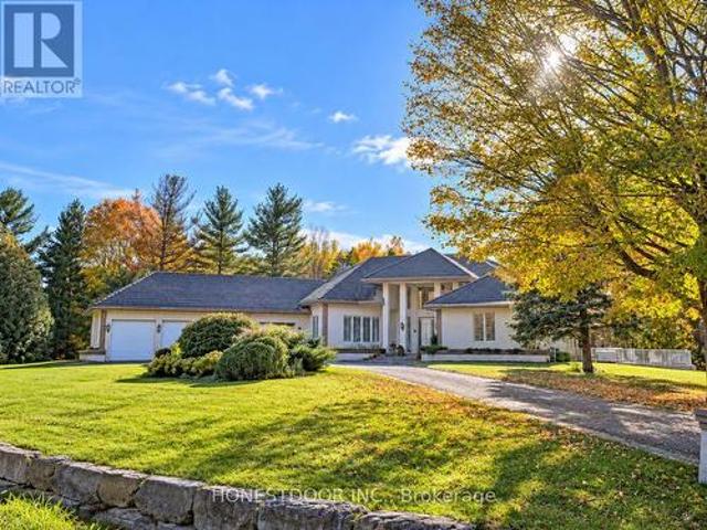 House for sale in Rideau Forest, Ottawa