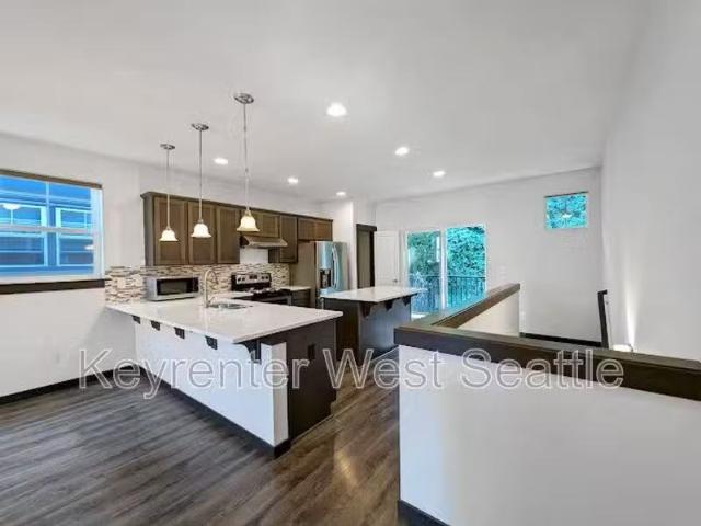 Condo for rent in Seattle