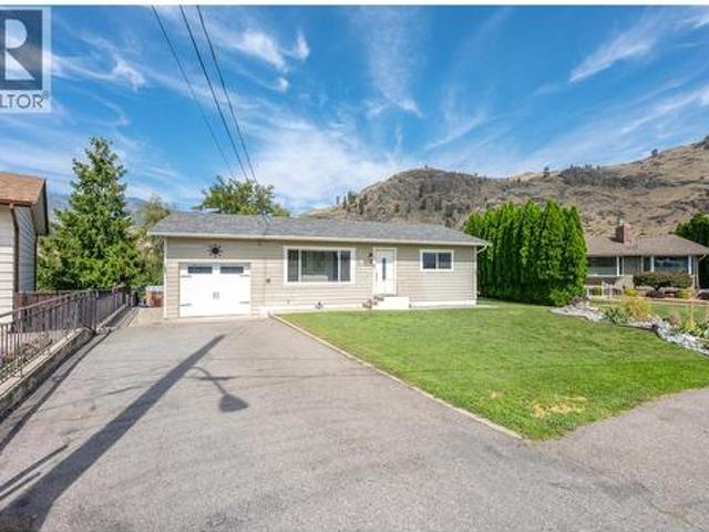 House for sale in Oliver, British Columbia