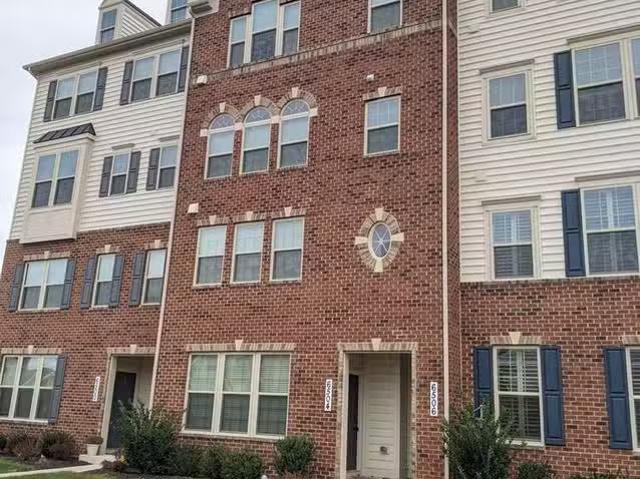 Condo for rent in Frederick