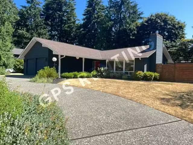 House for rent in Kirkland