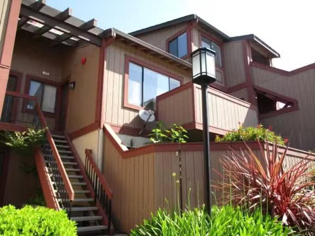Condo for rent in Fremont