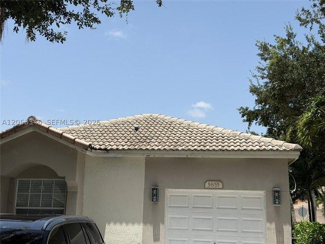 House for sale in Coconut Creek, Florida