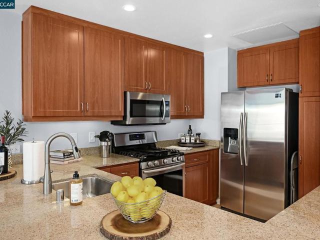 Condo for sale in Emeryville, California