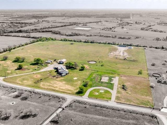 Farm for sale in Justin, Denton County