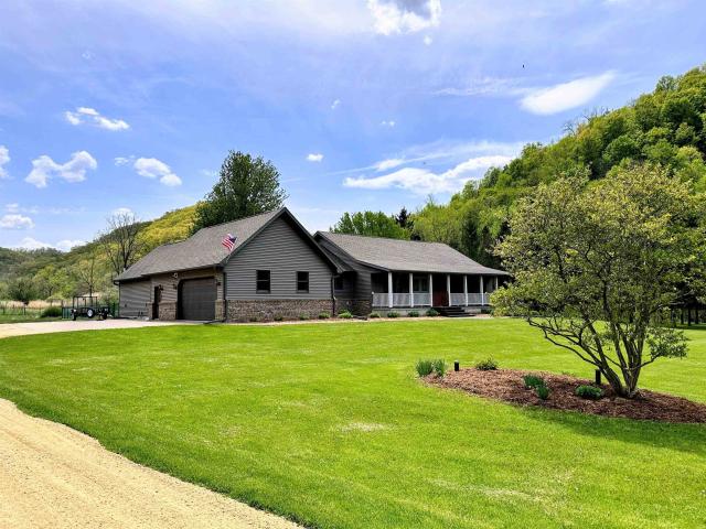 House for sale in Mount Sterling, Wisconsin