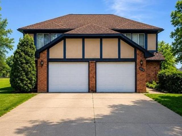 House for sale in Troy, Michigan