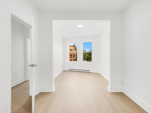 Apartment for rent in Côte-des-Neiges–Notre-Dame-de-Grâce, Montréal