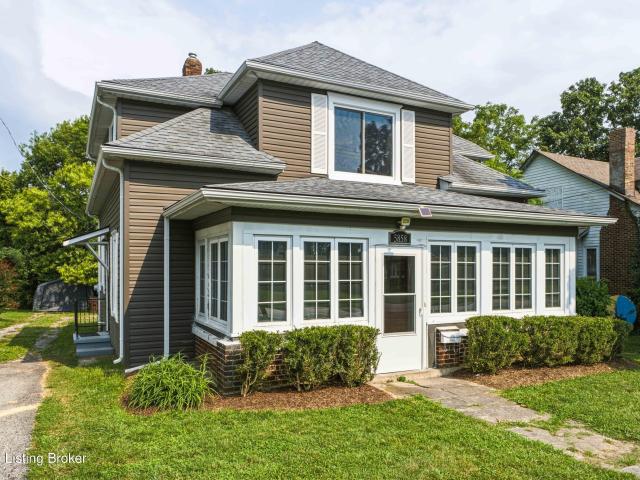 House for sale in Eminence, Kentucky
