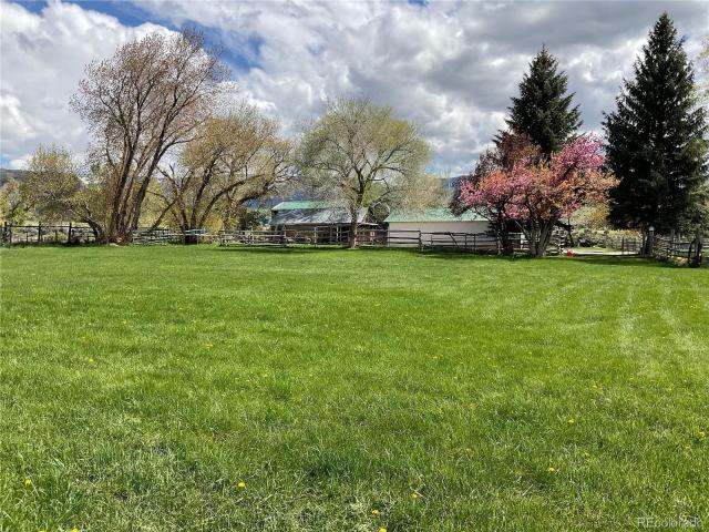 House for sale in Collbran, Colorado