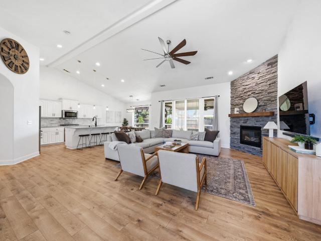 House for sale in Shasta, California