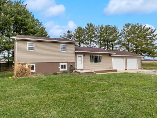 House for sale in Ashley, Ohio