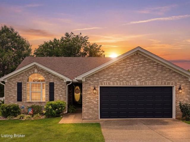 House for sale in Mount Washington, Kentucky