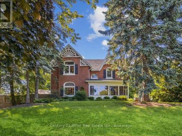 House for sale in Ancaster, Ontario
