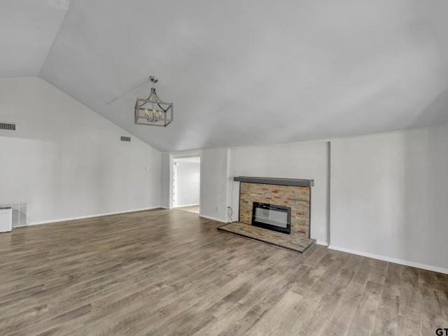House for sale in Morris, Texas
