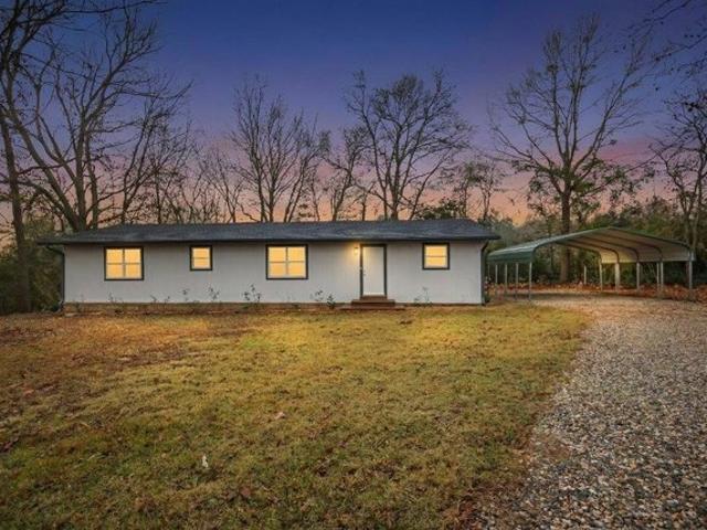 House for sale in Tatum, Texas