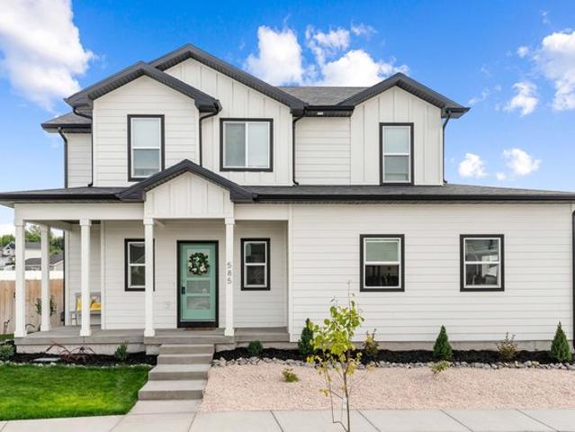 House for sale in Cache, Utah