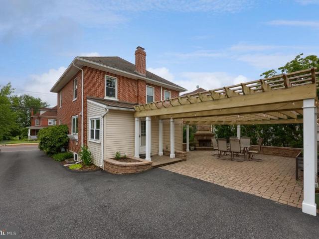 House for sale in New Holland, Pennsylvania