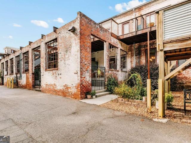 Condo for sale in Whitehall, Athens