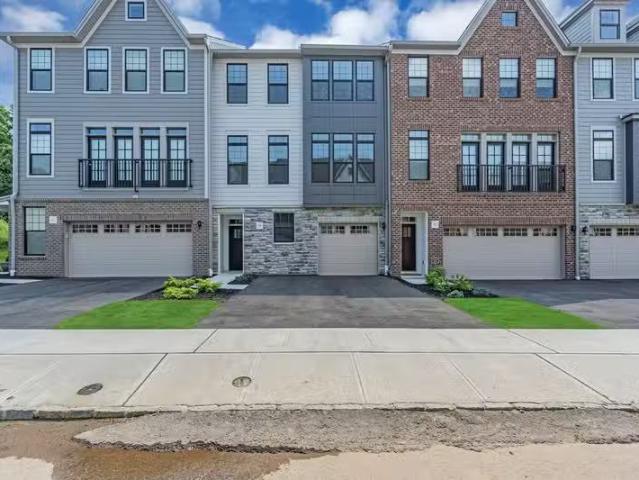 Condo for rent in Hackensack