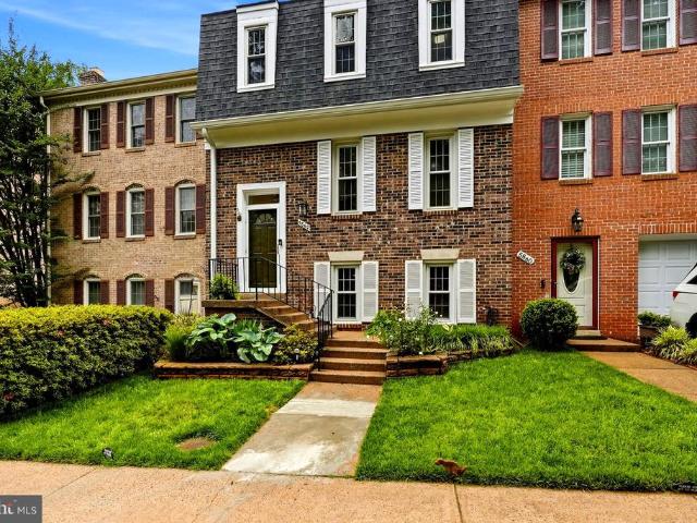 Townhouse for sale in Virginia