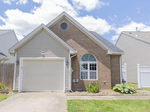 House for sale in Newburgh, Indiana