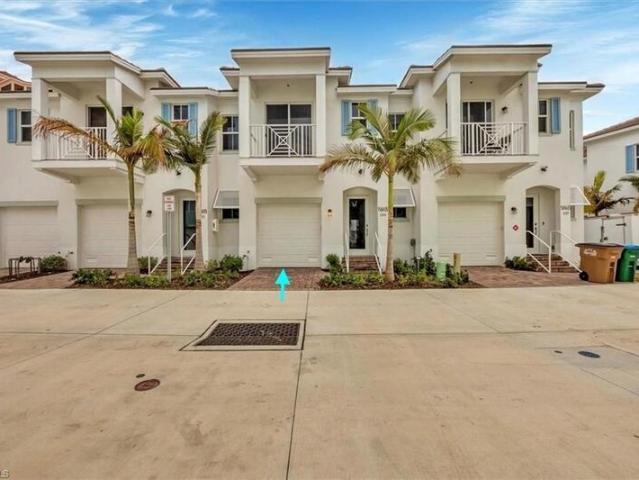 Townhouse for sale in Cape Coral