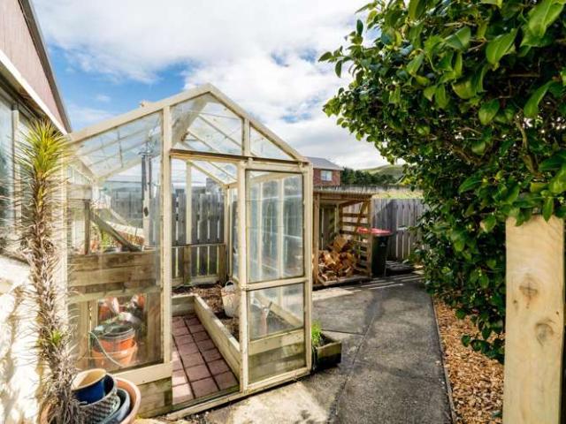 House for sale in Otakou