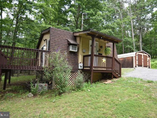 House for sale in Paw Paw, West Virginia