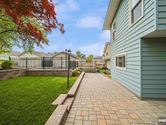 House for sale in Ridgefield, New Jersey