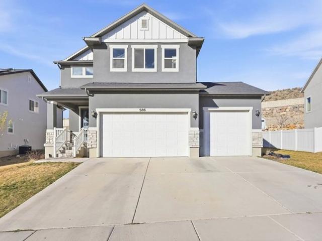 House for sale in Saratoga Springs, Utah