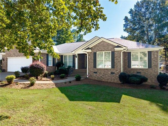 House for sale in Six Mile, Pickens County