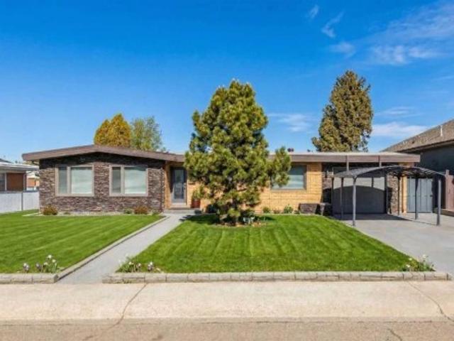 House for sale in Medicine Hat, Alberta