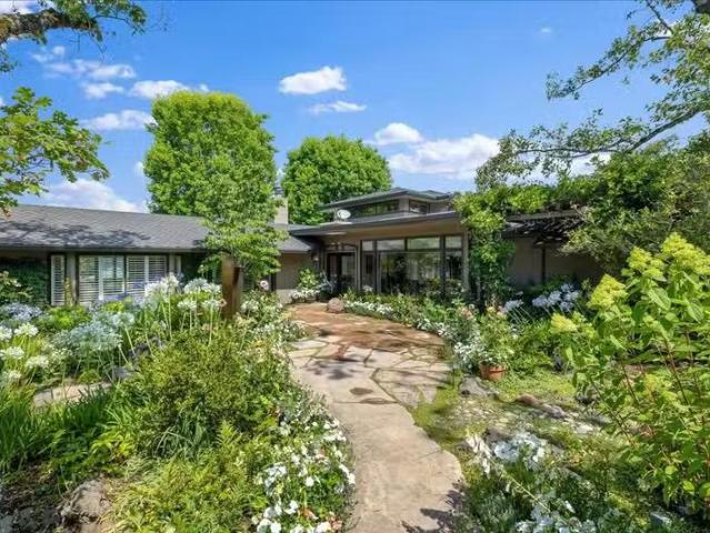 House for sale in San Mateo
