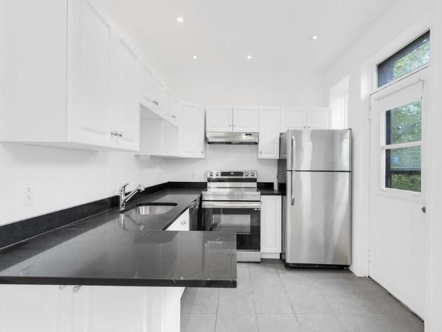 Apartment for rent in Côte-des-Neiges–Notre-Dame-de-Grâce, Montréal