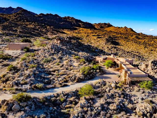 House for sale in Mountain Center, California