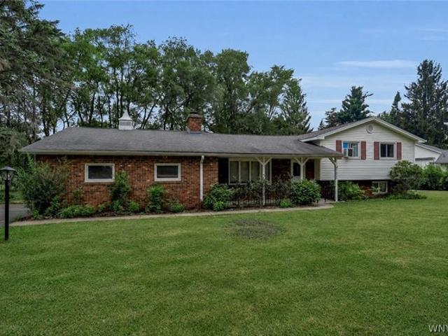 House for sale in Clarence, New York