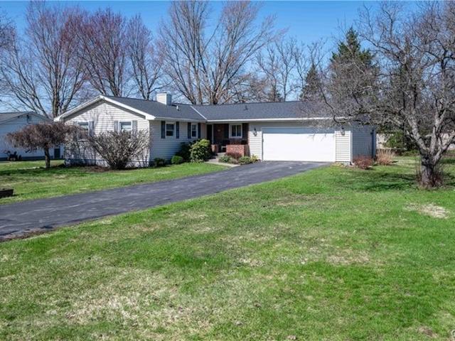 House for sale in Oneida, New York