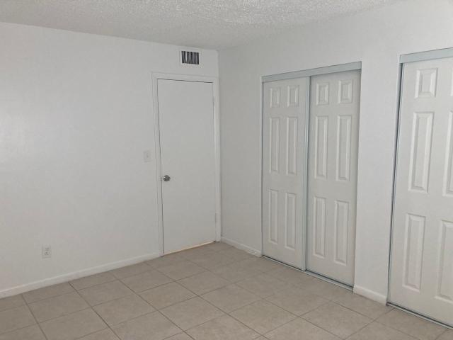 Apartment for rent in Davie, Florida