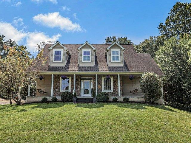 House for sale in Galena, Ohio
