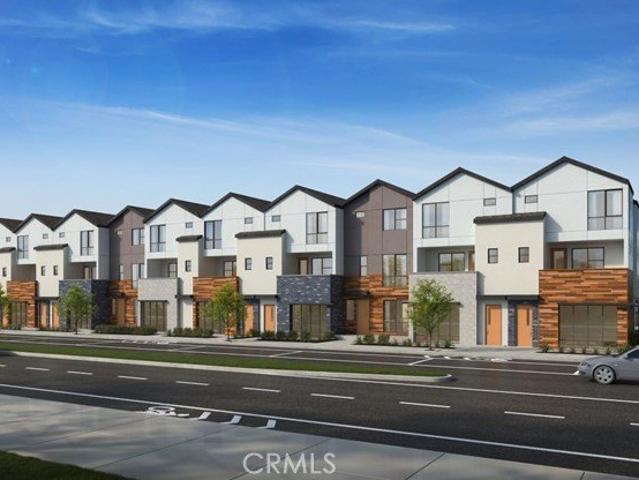 Condo for sale in Long Beach, California